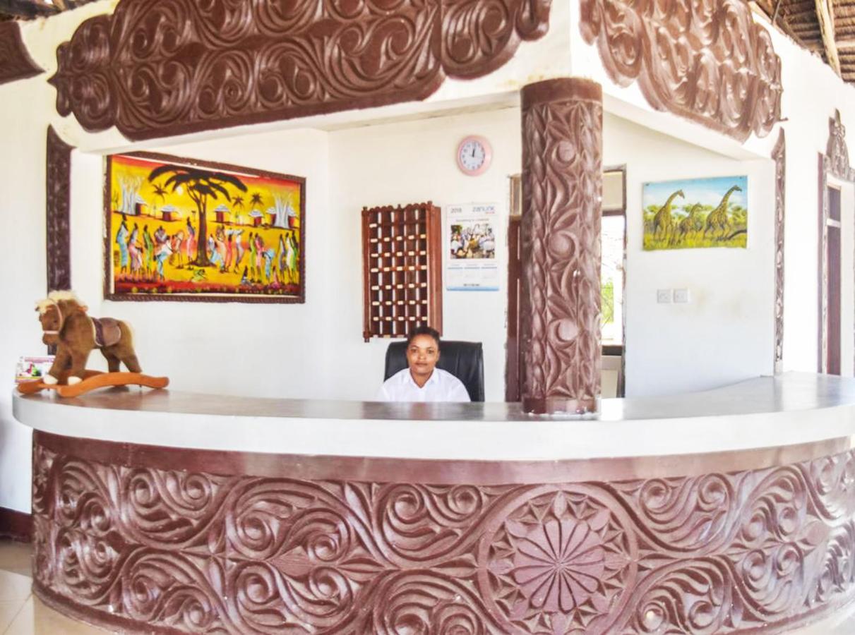 

Bologna - Pongwe, Zanzibar - Coconut Tree Village Beach Resort