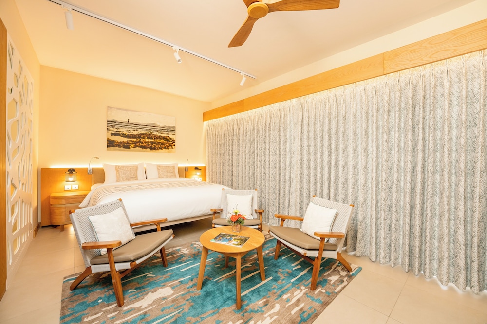 

Milano - Port Chambly - Ocean's Creek Beach Hotel