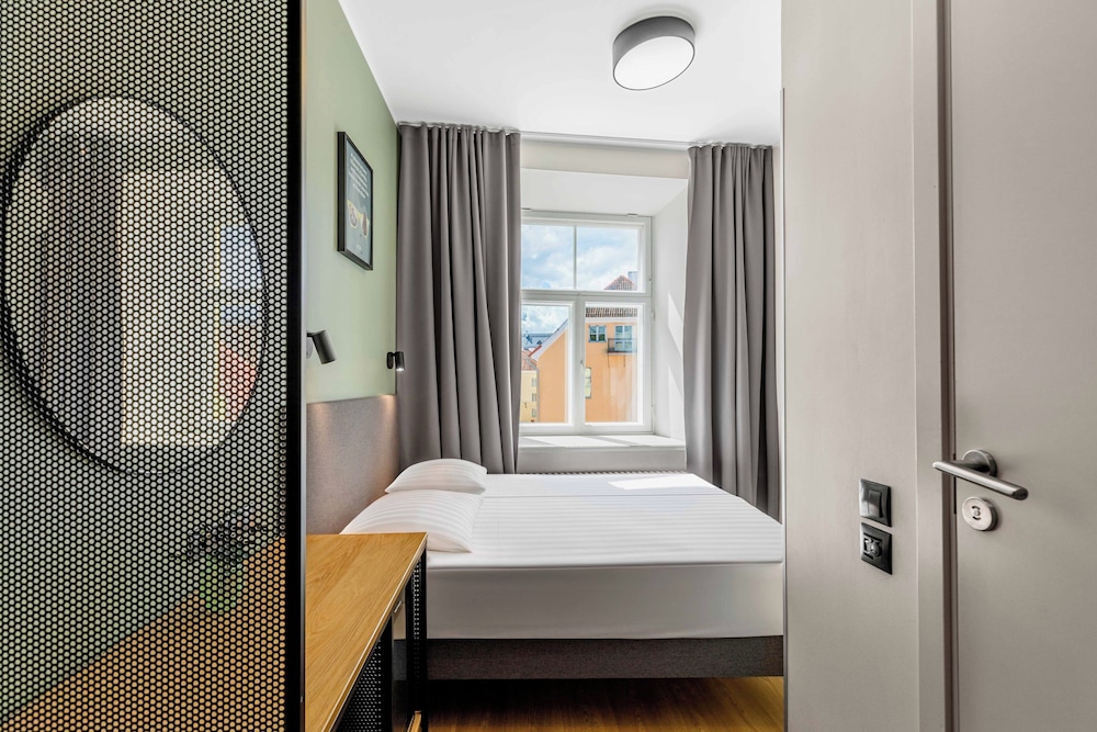 

Roma - Tallinn - Rija Old Town Hotel