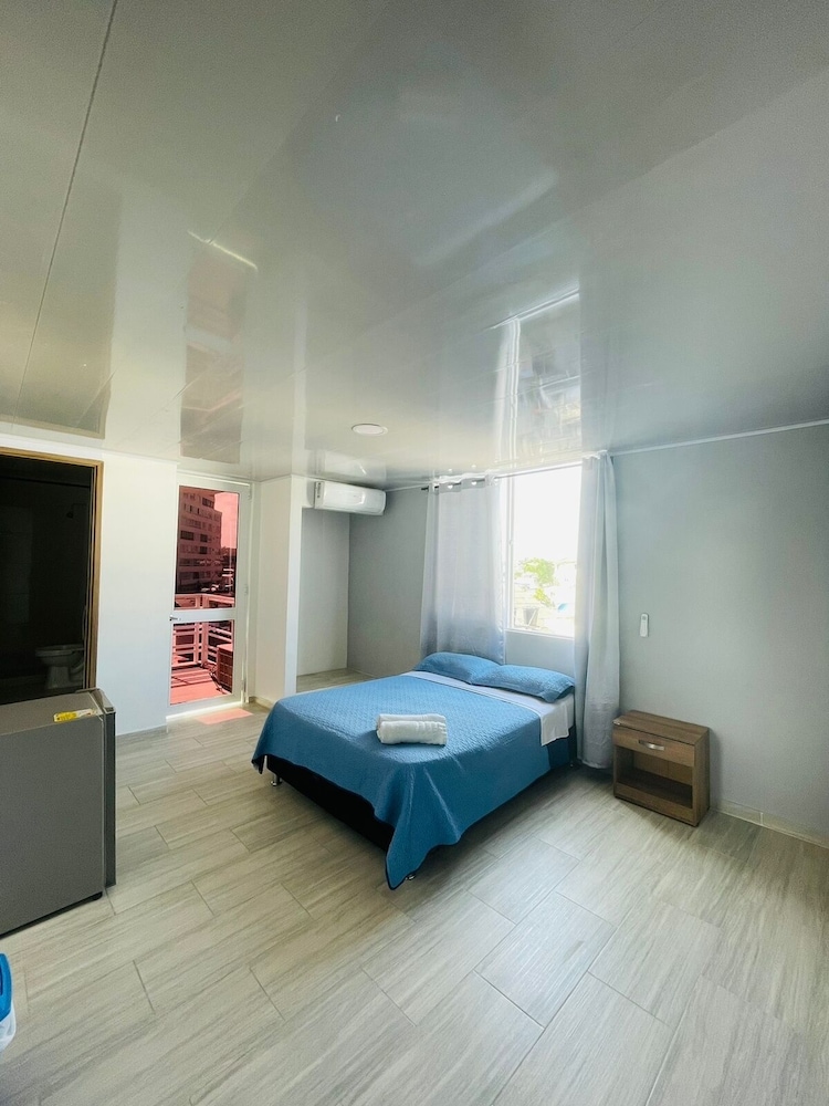 

Milano - San Andrés - BLUE ISLAND HOTEL