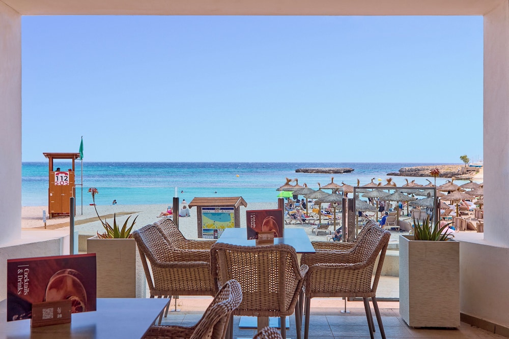 

Bari - Sa Coma - Universal Hotel Perla