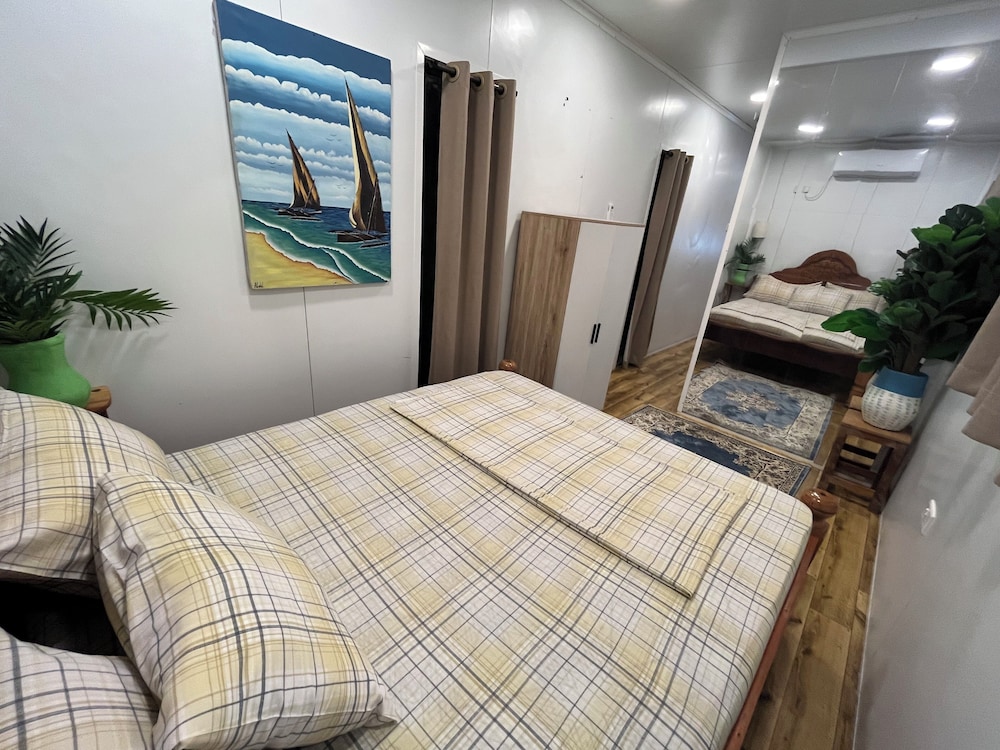 

Milano - Dongwe - Zanzibar Beach House- South