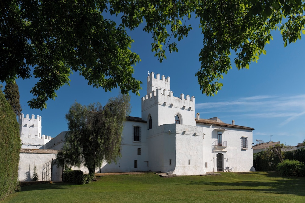 

Napoli - Guillena - Cortijo Torre De La Reina
