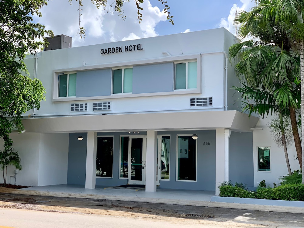 

Napoli - Miami, Florida - Atrium Hotel, Trademark Collection by Wyndham