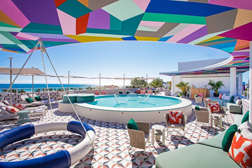 

Genova - Miami (FL) - Moxy Miami South Beach