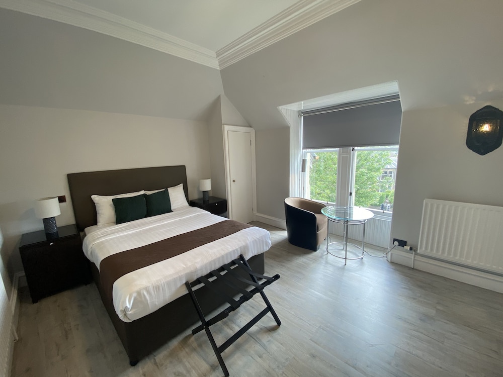 

Venezia - Leith - No 6 West Coates