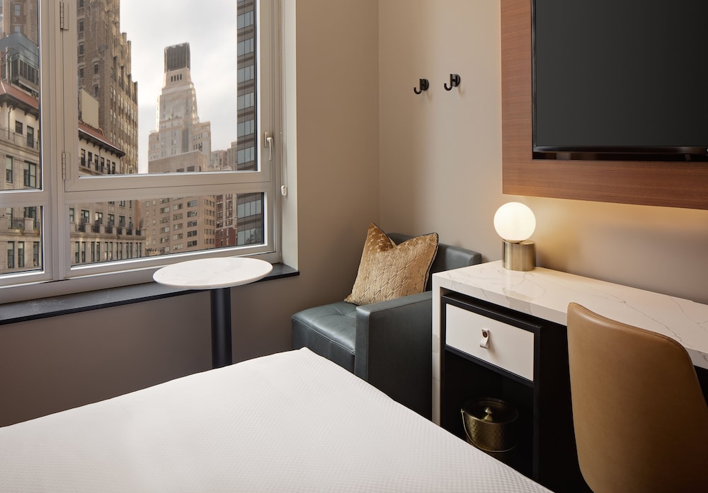 

Roma - Brooklyn (NY) - Hotel Indigo NYC Downtown - Wall Street