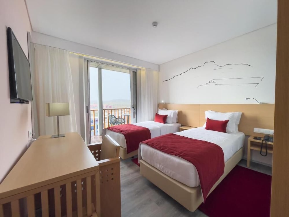 

Bologna - Praia, Isola di Santiago - Happy Day Hotel