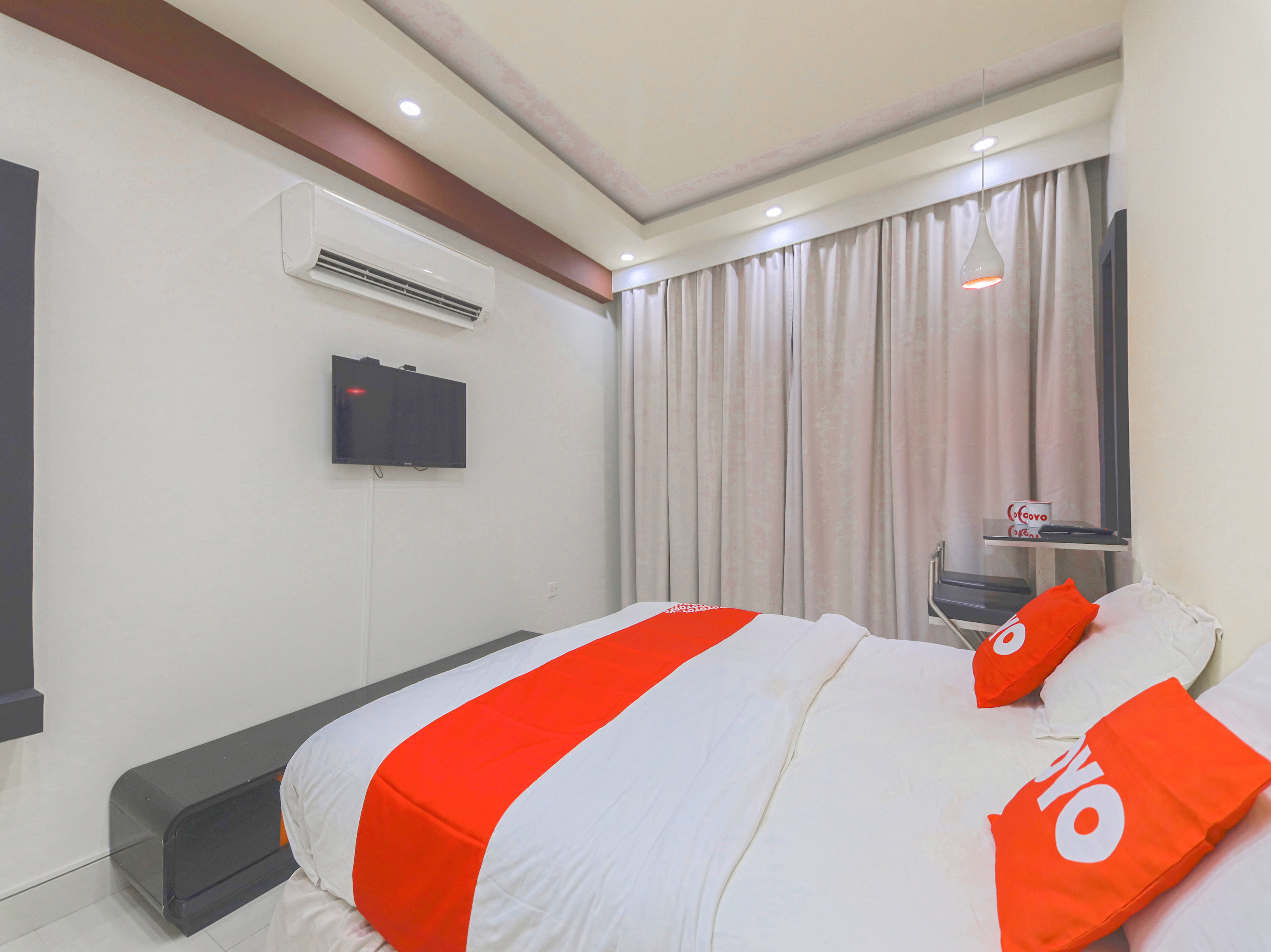 

Bari - Seeb - Oyo 129 Al Bayrahaa Hotel Apartment