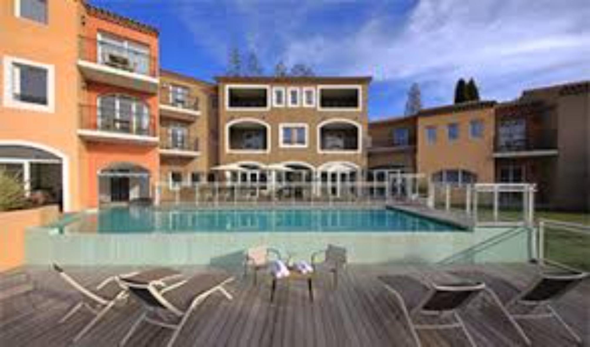 

Milano - Cannes - Adonis Mougins