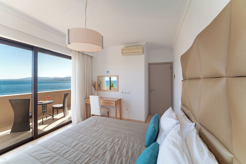 

Bologna - Gennadi - Al Mare Villas