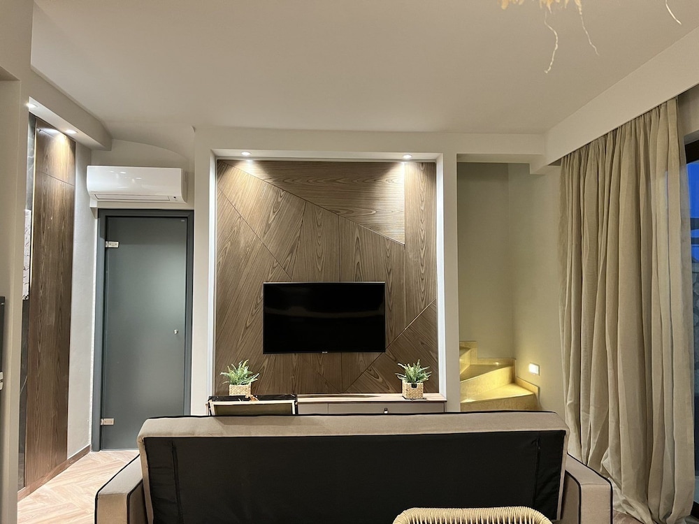 

Verona - Gennadi - Al Mare Villas
