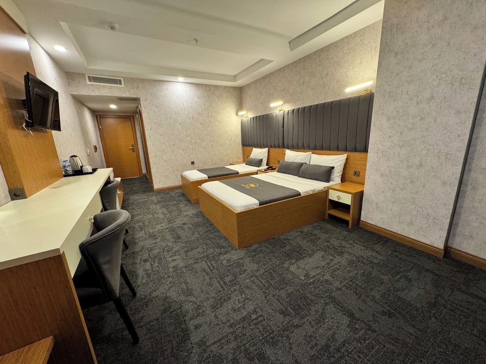 

Milano - Beylikduzu - E5 Park Hotel