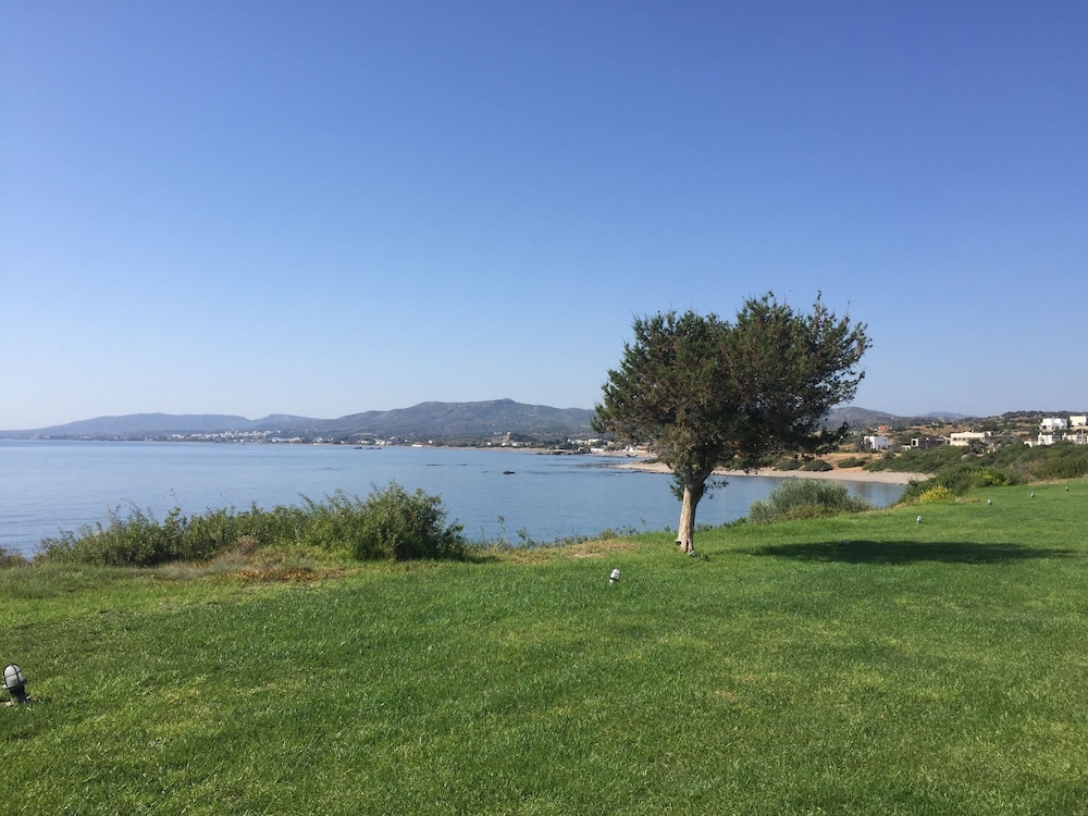 

Napoli - Gennadi - Al Mare Villas
