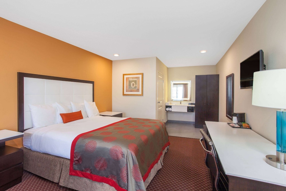 

Milano - Venice (CA) - Ramada By Wyndham Culver City