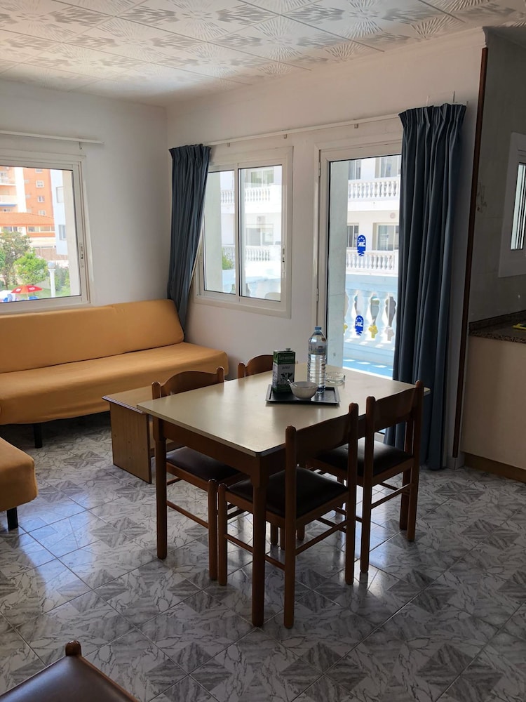 

Napoli - Blanes - Europa Family Apartments