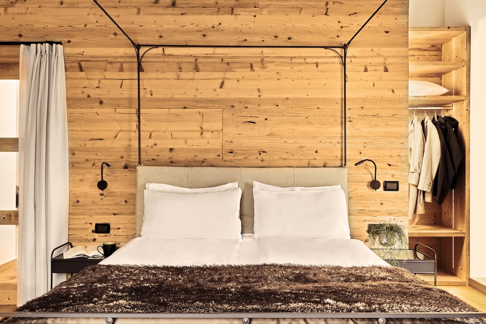 

Bari - Ossana - Boutique Hotel e Chalets Salvadori