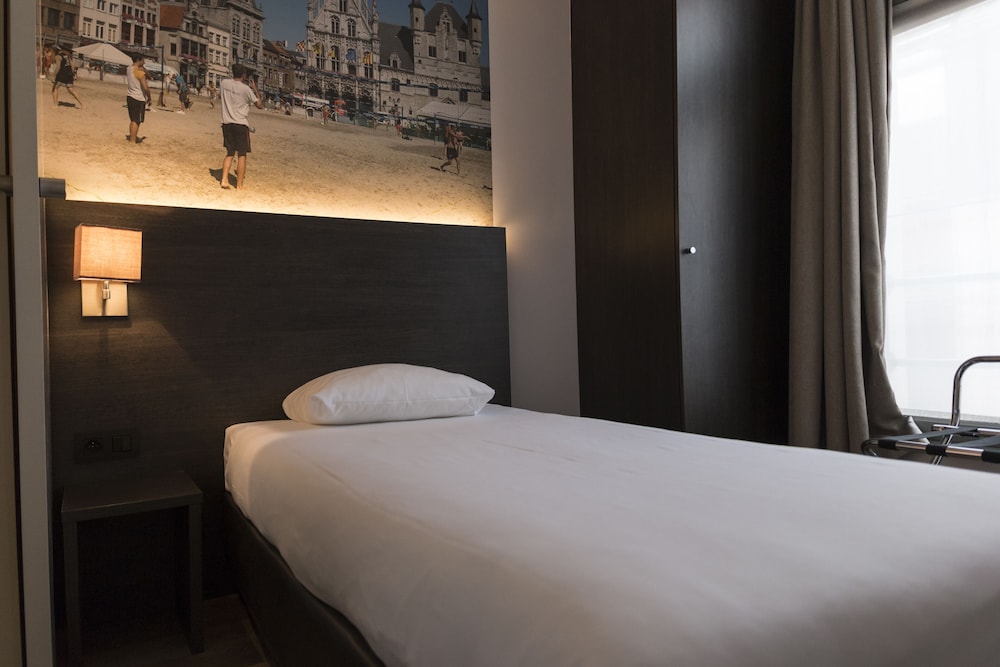 

Milano - Mechelen - 3 Paardekens - City Centre Hotel