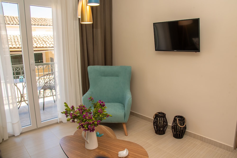 

Milano - Kassiopi - Kassiopi Luxury Suites