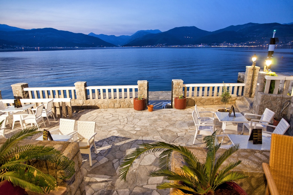 

Milano - Luštica - Luxury Sea Residence by Kristina