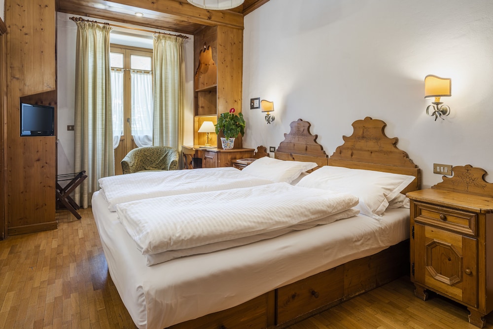 

Firenze - Cortina d'Ampezzo - Franceschi Park Hotel