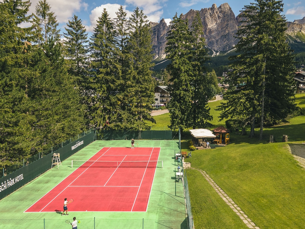 

Roma - Cortina d'Ampezzo - Franceschi Park Hotel