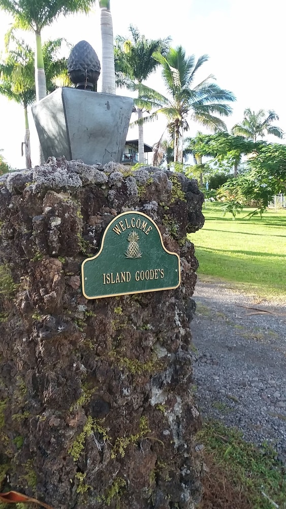 

Venezia - Hilo - Island Goode's - Luxury Adults Only Accommodation