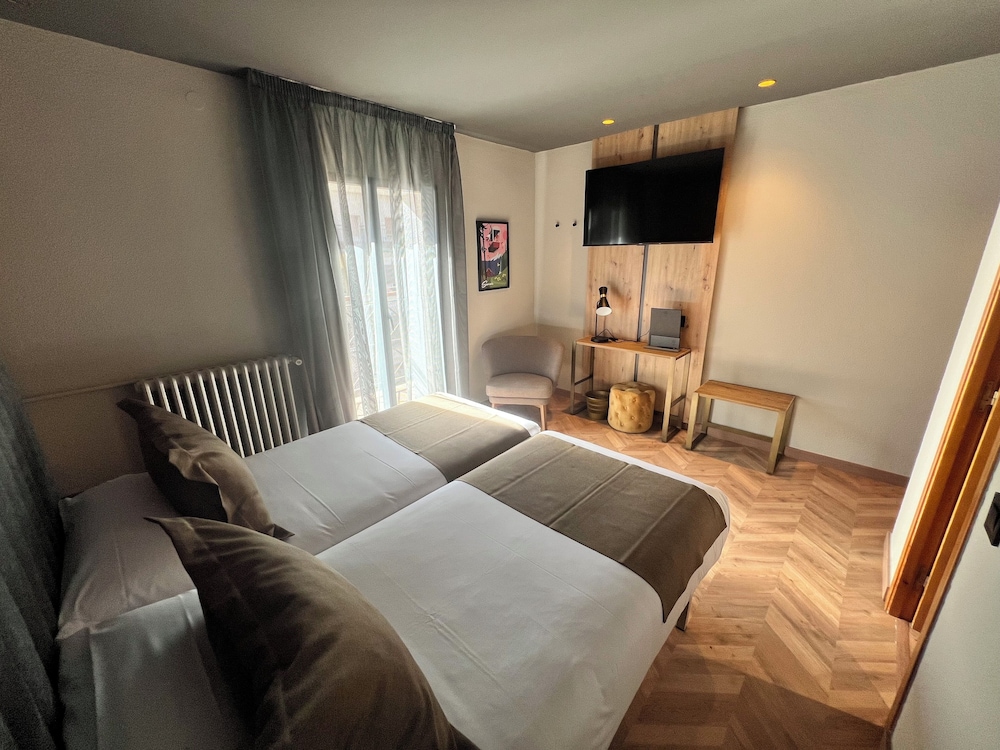 

Roma - Incles - Hotel Yomo Petit Paris