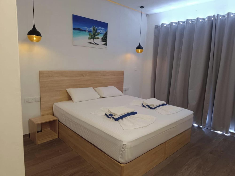 

Napoli - South Male Atoll - The Sunset Villa