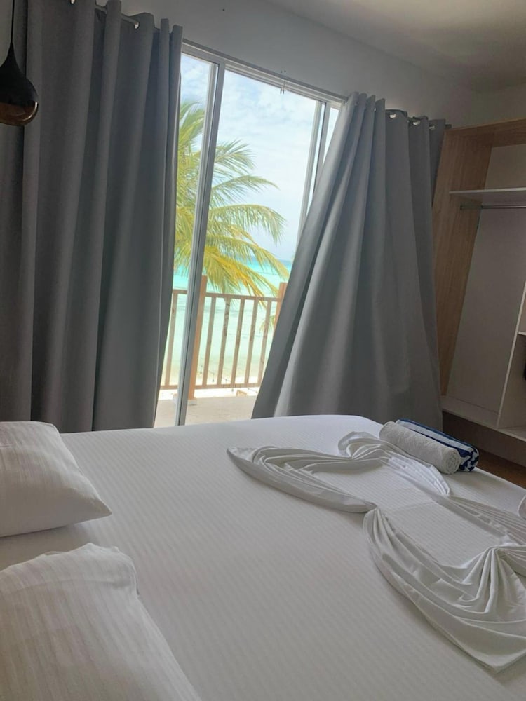 

Lamezia Terme - South Male Atoll - The Sunset Villa
