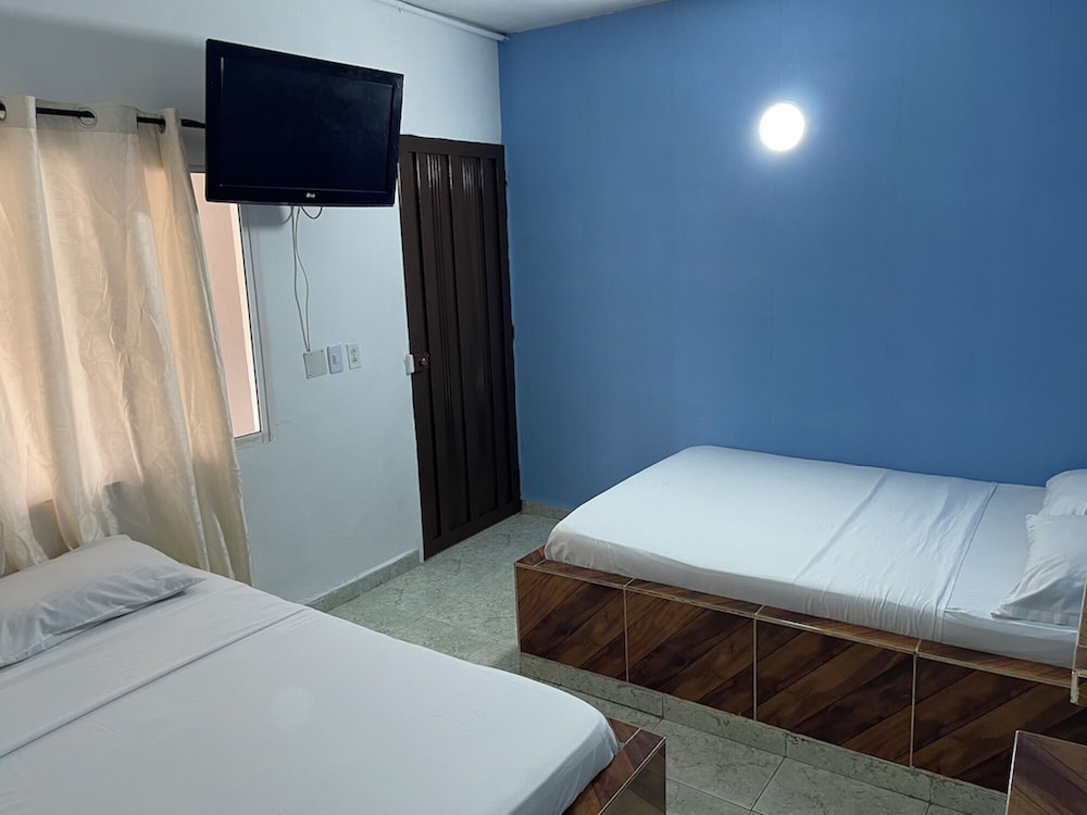 

Bologna - Cartagena de Indias - Hotel Luz de Oriente