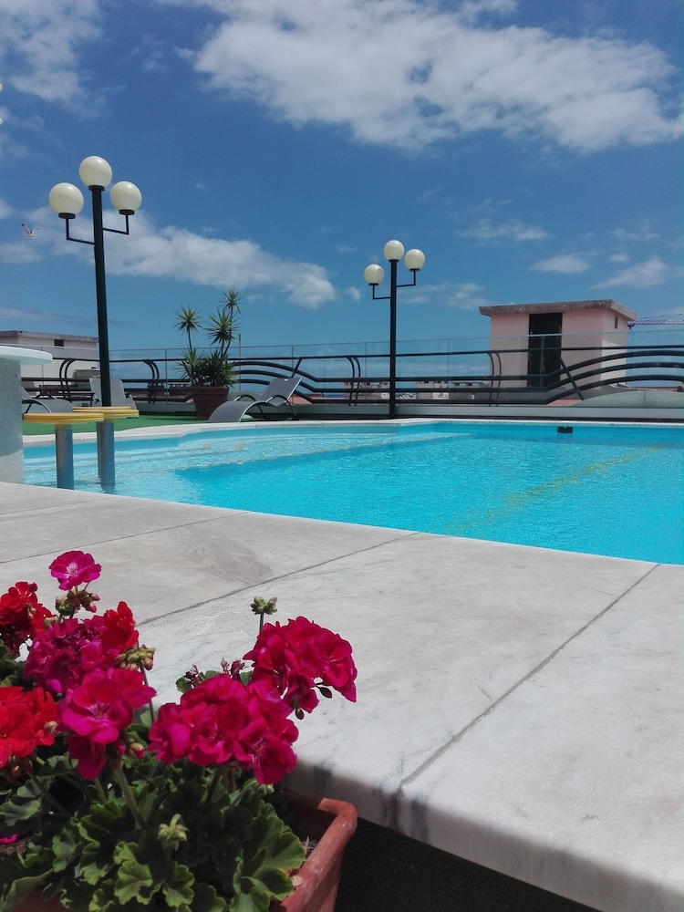 

Roma - Gaula - Hotel Windsor