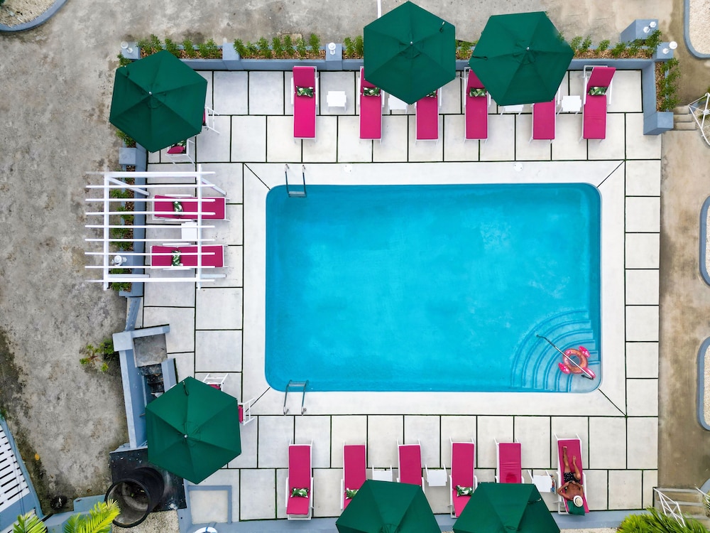 

Bologna - Durants - The Palms Resort