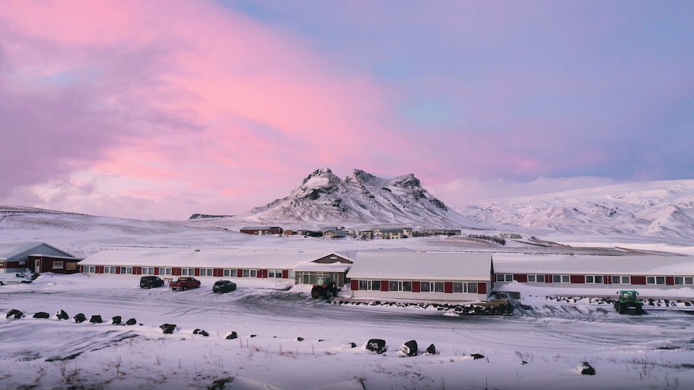 

Bari - Vik i Myrdal - Hótel Dyrhólaey