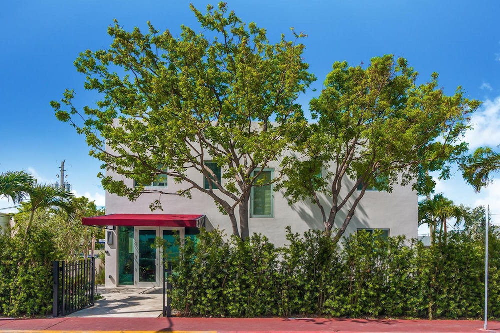 

Milano - Miami Beach (FL) - Costa Norte Boutique Hotel