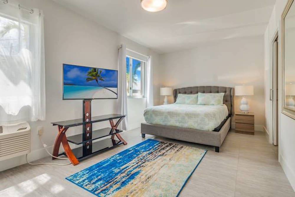 

Venezia - Bay Harbor Islands - Costa Norte Boutique Hotel