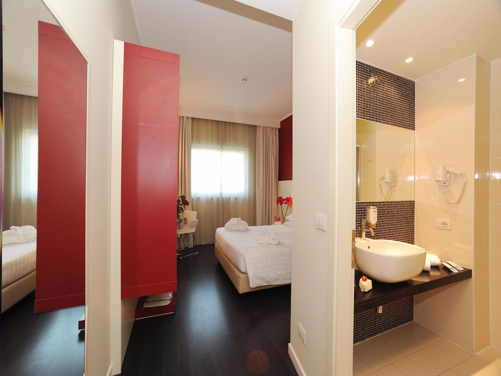 

Palermo - Bologna - MICHELINO 75 by the Sydney Hotel