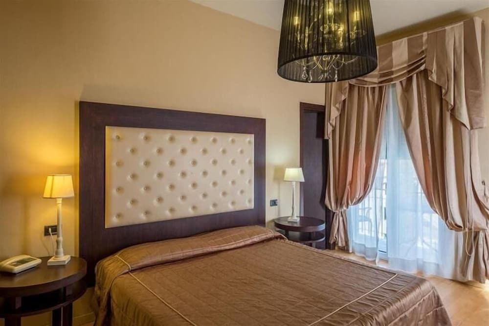

Brindisi - Pistoia - Hotel Manzoni