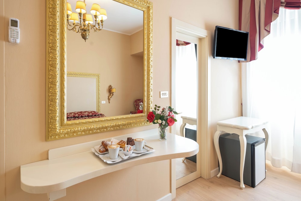 

Lamezia Terme - Montecatini Terme - Hotel Manzoni