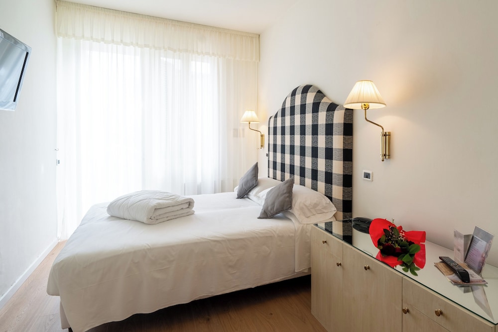 

Palermo - Montecatini Terme - Hotel Manzoni