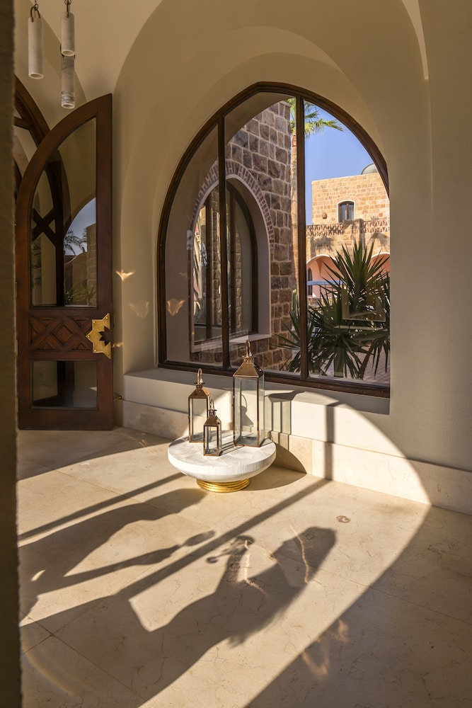 

Bari - El Quseir, Mar Rosso - Mövenpick Resort El Quseir