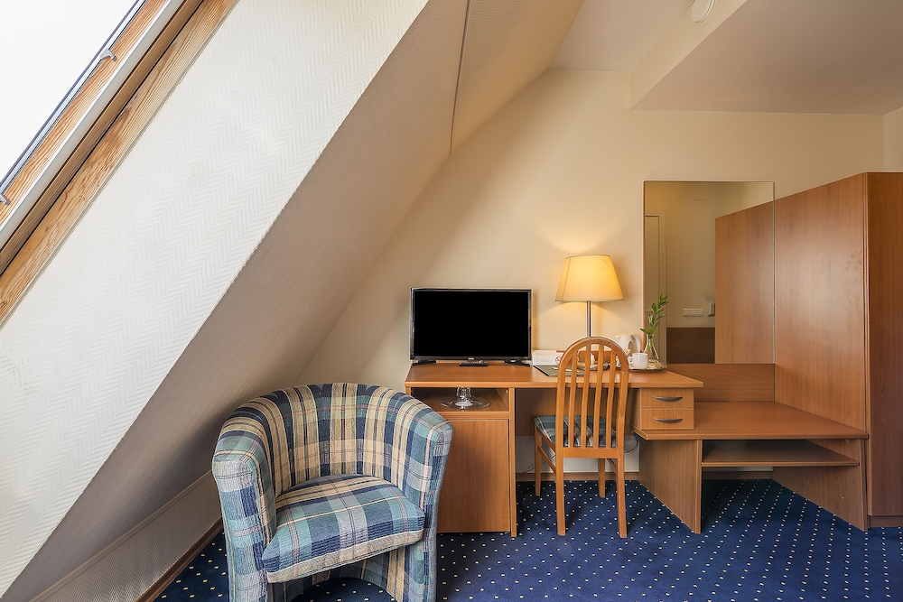 

Napoli - Vilnius - Grata by Centrum Hotels
