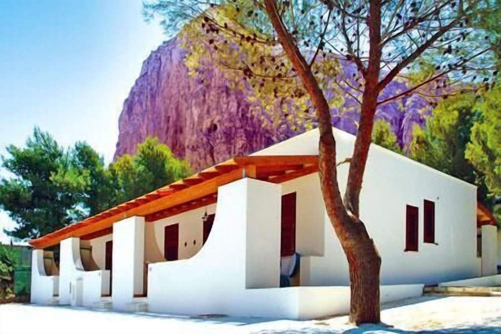 

Venezia - San Vito Lo Capo - Camping Village La Pineta