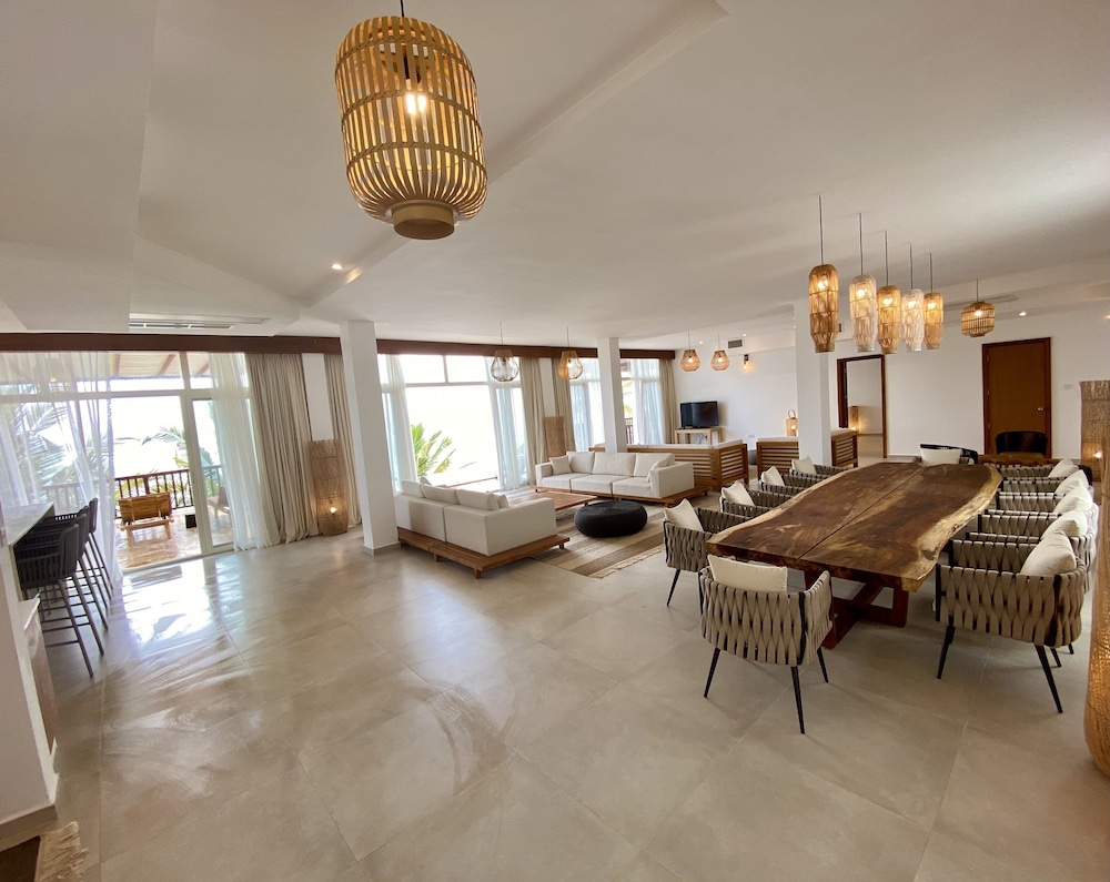 

Firenze - Michamvi - Le Mersenne Zanzibar, Autograph Collection