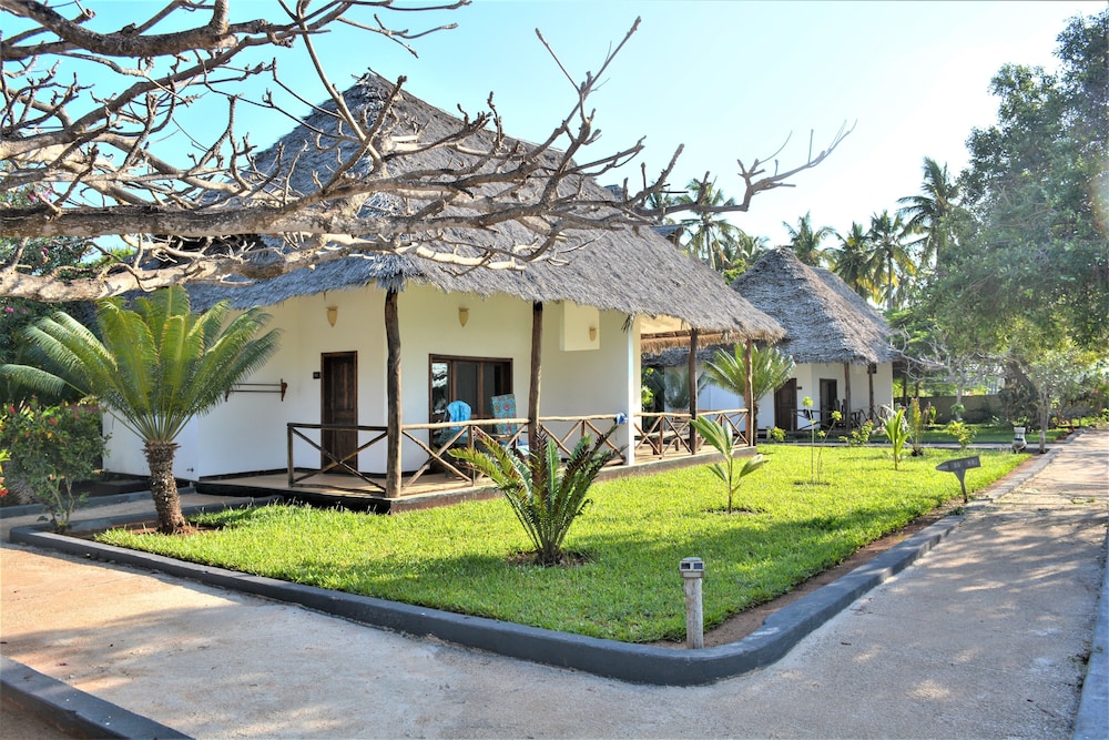

Milano - Makunduchi - Reef & Beach Resort - Spa Jambiani