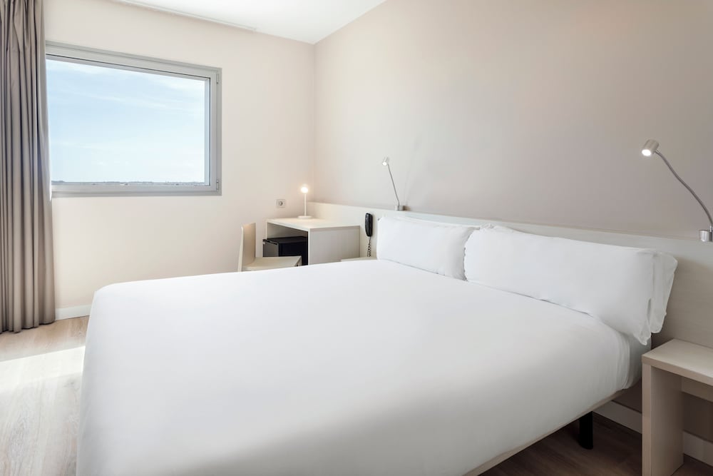 

Roma - Castelldefels - B&B HOTEL Barcelona Viladecans