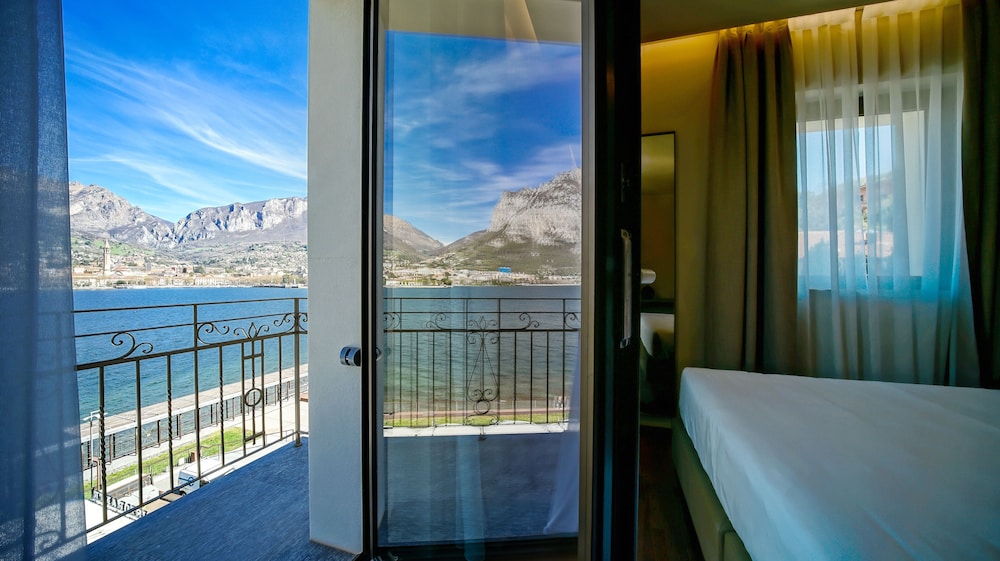 

Catania - Mandello del Lario - Hotel Promessi Sposi
