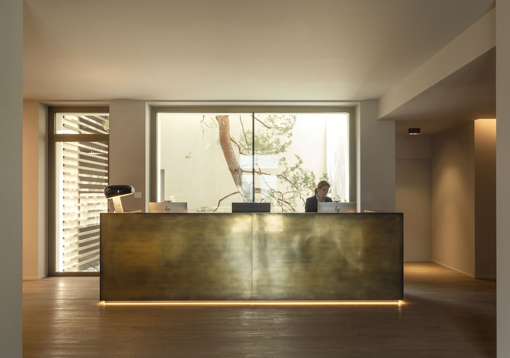 

Napoli - Mandello del Lario - Hotel Promessi Sposi