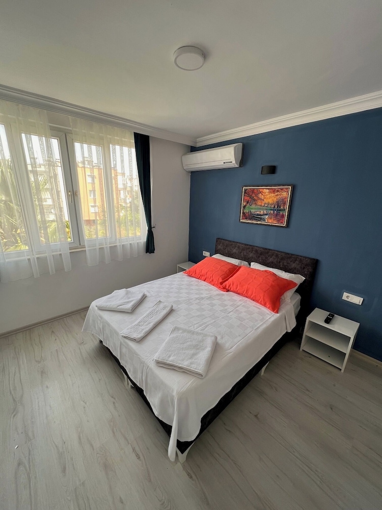 

Roma - Antalya - Upart Flats