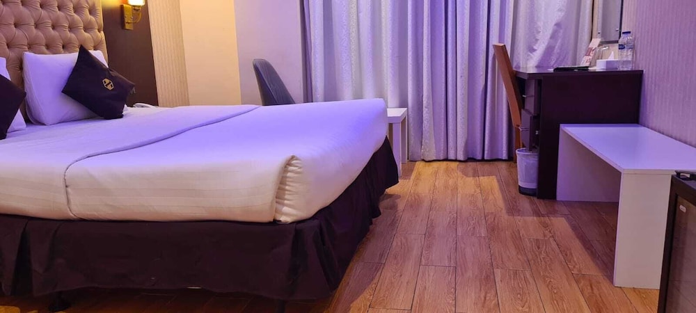 

Roma - Dubai - Raha Grand Hotel